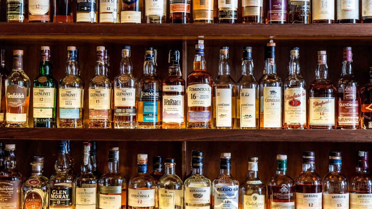 Complete Guide to Obtaining a Liquor License in Dubai