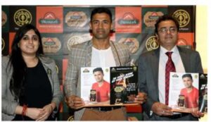 Sangram Singh launching fitness series at Gold's Gym Lokhandwala