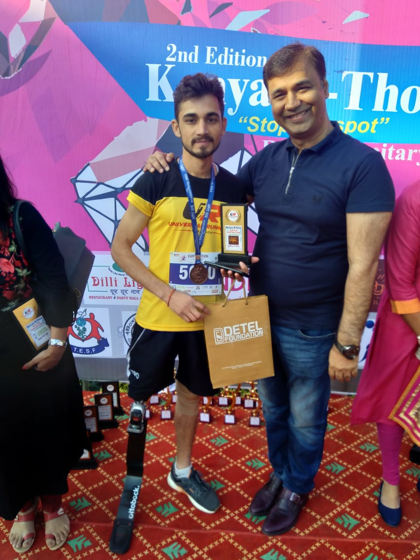 Mr Yogesh Bhatia with one of the winners