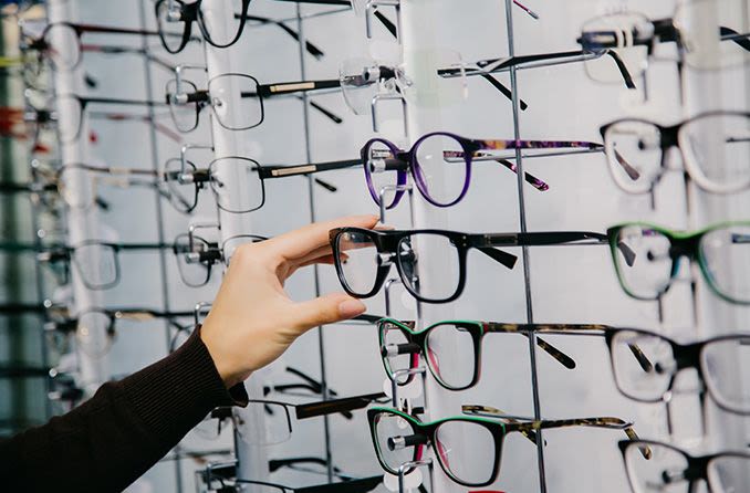 Helpful tips for getting the right pair of glasses