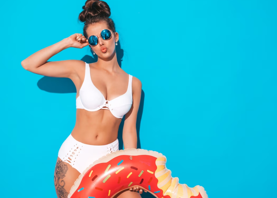 Exploring Different Types of Swimwear: From Bikinis to One-Pieces