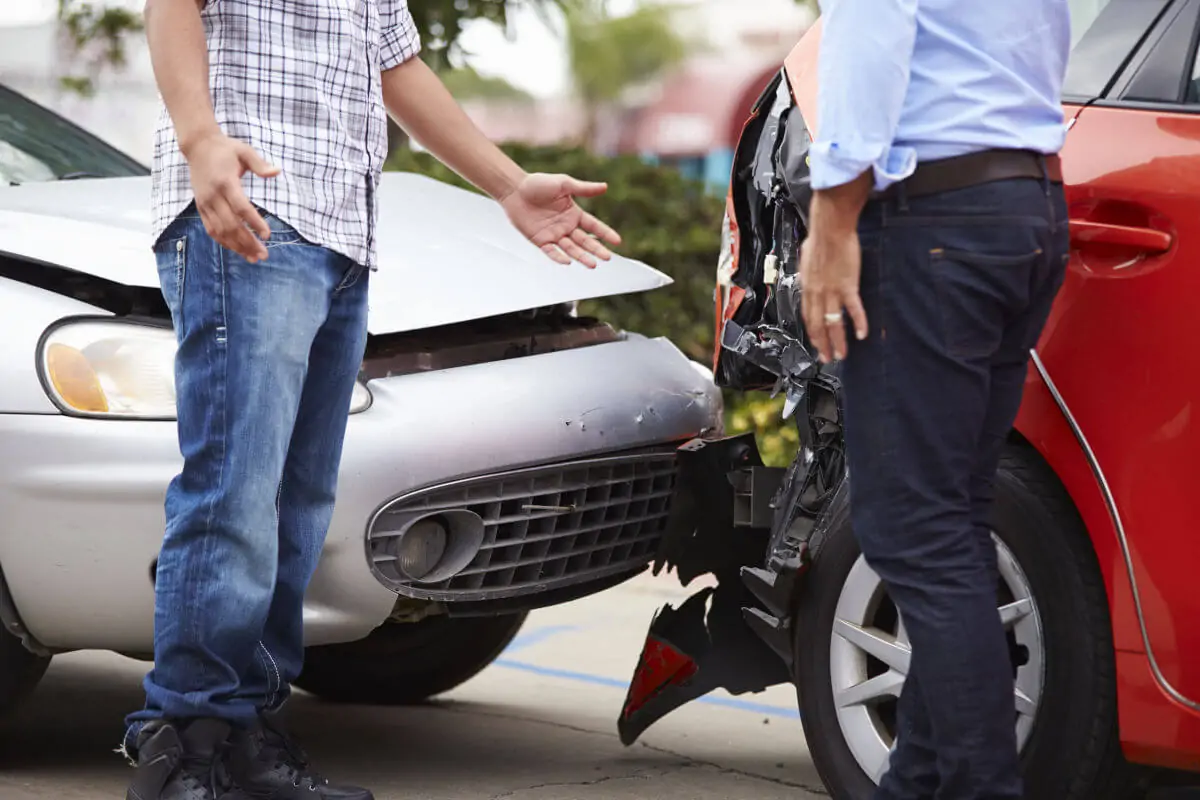 When to Contact Personal Injury Lawyers After Crashes
